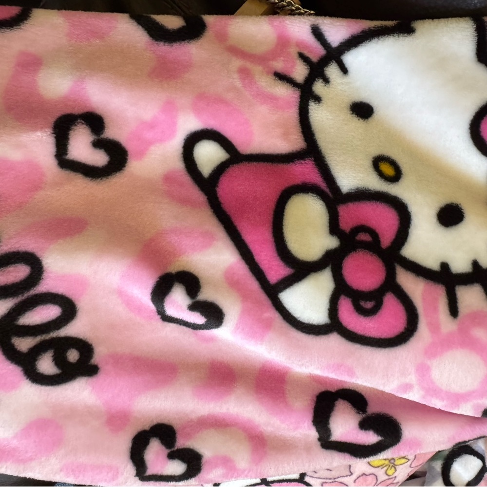 Hello Kitty Pink Cheetah Blanket